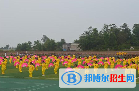 重慶梁平職業(yè)教育中心2020年報(bào)名條件、招生要求、招生對(duì)象