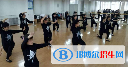 蘭州中泰聯(lián)合職業(yè)學(xué)校2020年報名條件、招生要求、招生對象