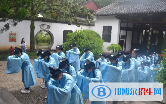 南昌青山湖職業(yè)技術(shù)學(xué)校怎么樣、好不好