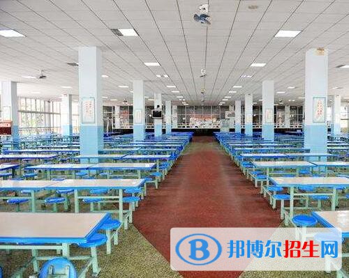 濮陽(yáng)職業(yè)中等專業(yè)學(xué)校2021年宿舍條件