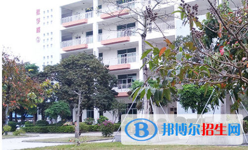 北海衛(wèi)生學(xué)校2020年報(bào)名條件、招生要求、招生對(duì)象