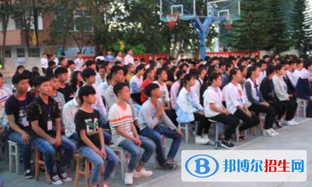 冊亨中等職業(yè)學校2020年報名條件、招生要求、招生對象