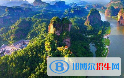 鷹潭九龍職業(yè)中等專業(yè)學校2020年招生辦聯(lián)系電話