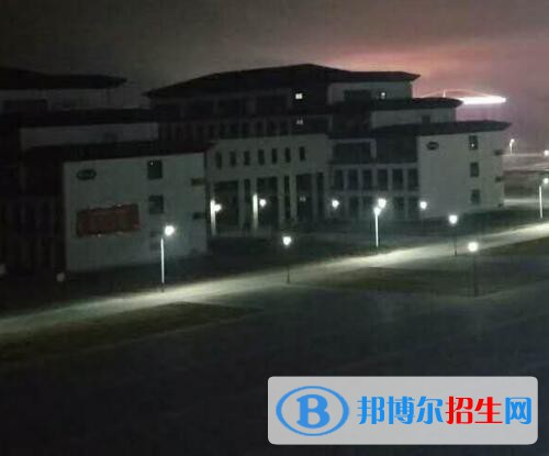 許昌科技學(xué)校2021年報名條件、招生對象