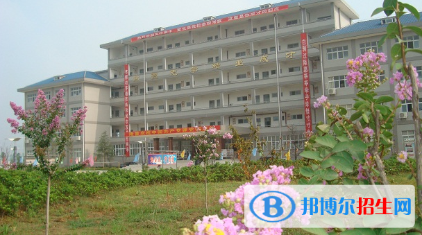 鄂州經(jīng)貿(mào)學(xué)校怎么樣、好不好