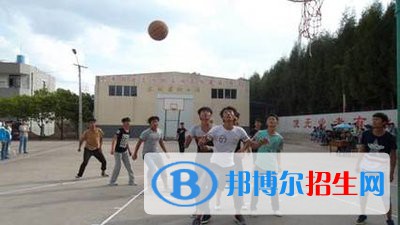 華寧縣職業(yè)高級中學網(wǎng)站網(wǎng)址