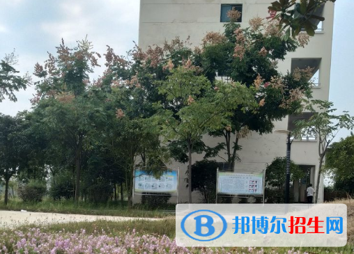 安福職業(yè)中學(xué)怎么樣、好不好