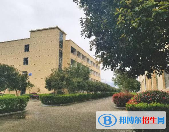 天成職業(yè)技術(shù)學(xué)校2020年報(bào)名條件、招生要求、招生對(duì)象
