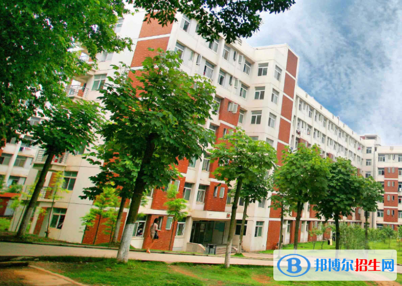 武漢軍需工業(yè)技工學(xué)校2020年報(bào)名條件、招生要求、招生對象