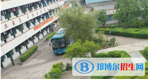 玉林電子工業(yè)學(xué)校2020年報(bào)名條件、招生要求、招生對象