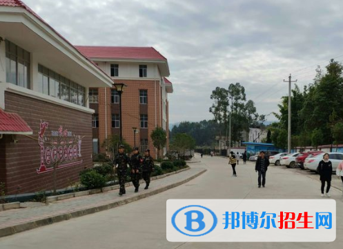 上猶中等專業(yè)學(xué)校2020年報(bào)名條件、招生要求、招生對象