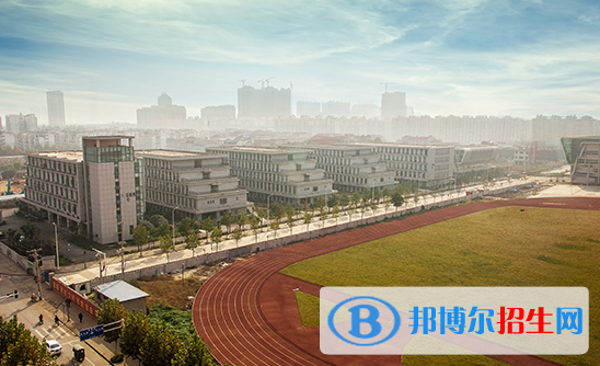 武漢第一職業(yè)教育中心2020年報名條件、招生要求、招生對象