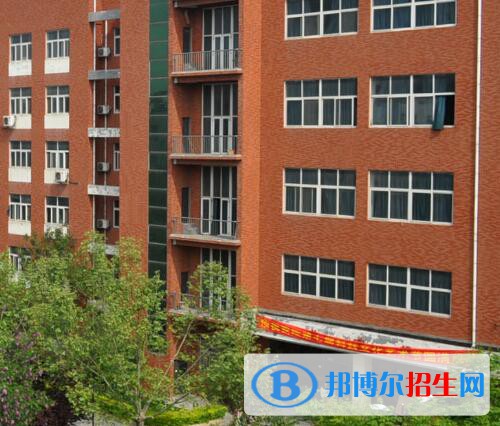 河南理工中等專業(yè)學(xué)校2021年報(bào)名條件、招生對象
