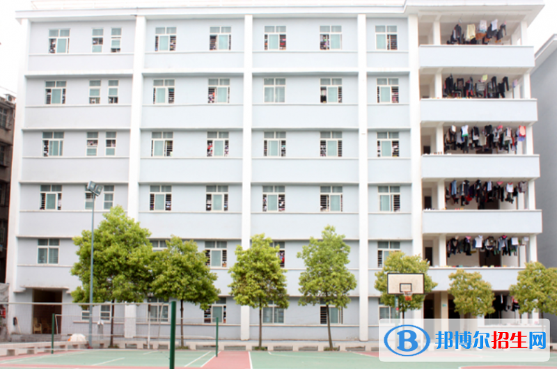 湖北潛江衛(wèi)生學校2020年宿舍條件