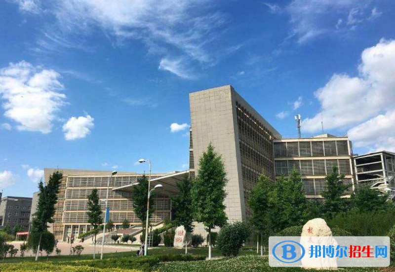 貴陽衛(wèi)生學(xué)校2020年報(bào)名條件、招生要求、招生對象