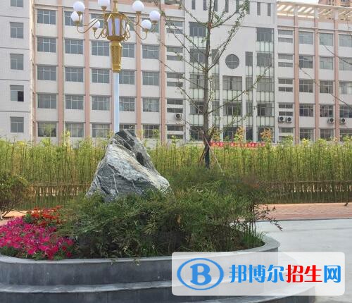 商丘中等專業(yè)學(xué)校2021年報名條件、招生對象