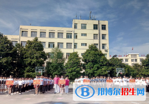 萍鄉(xiāng)工業(yè)中等專業(yè)學(xué)校2020年報名條件、招生要求、招生對象 