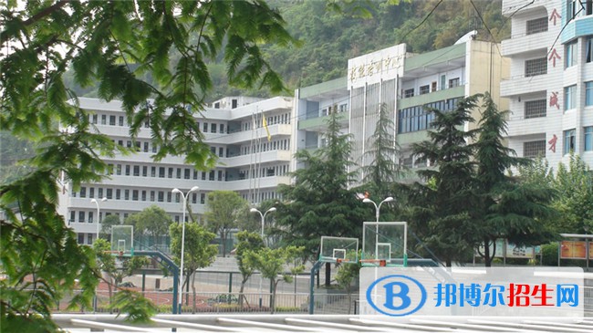 西盟縣職業(yè)高級中學2020年報名條件、招生要求、招生對象