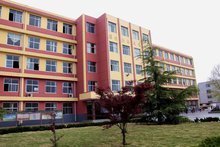 西雙版納經(jīng)濟管理職業(yè)學校2020年報名條件、招生要求、招生對象