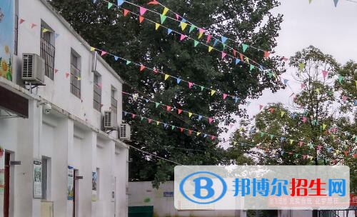 貴陽新城職業(yè)學(xué)校2020年報(bào)名條件、招生要求、招生對(duì)象