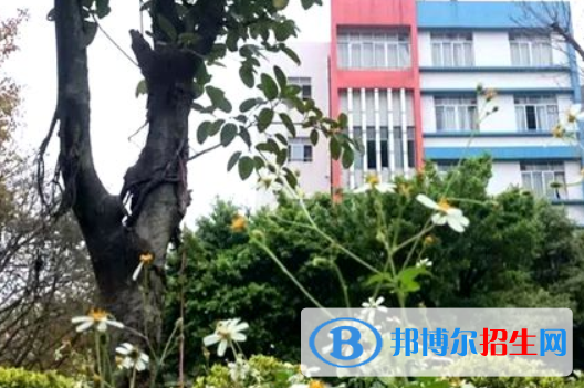 廣東輕工職業(yè)技術(shù)學(xué)校2020年報(bào)名條件、招生要求、招生對(duì)象
