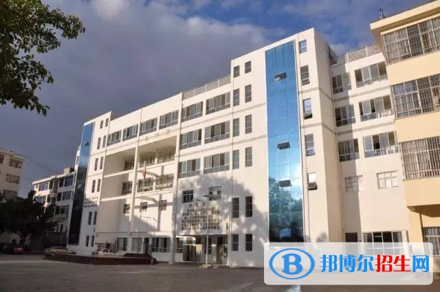 賓川縣職業(yè)高級中學(xué)怎么樣、好不好