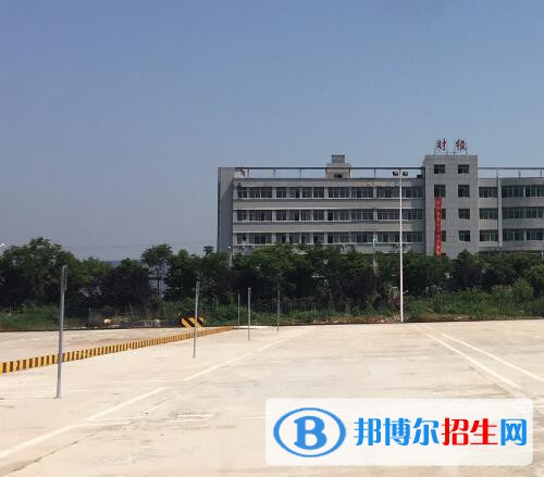 湘潭鋼鐵集團有限公司職業(yè)中等專業(yè)學(xué)校網(wǎng)站網(wǎng)址