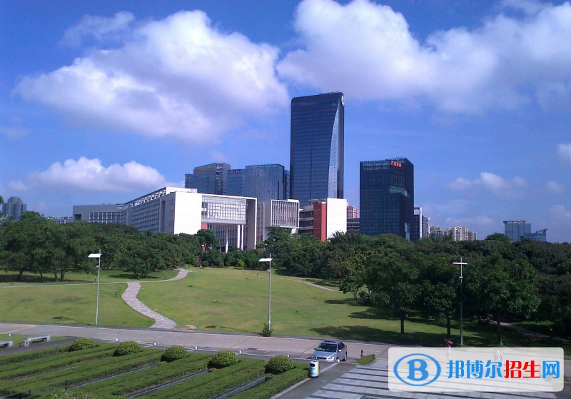 安陸深藍(lán)電子工業(yè)技術(shù)學(xué)校怎么樣、好不好