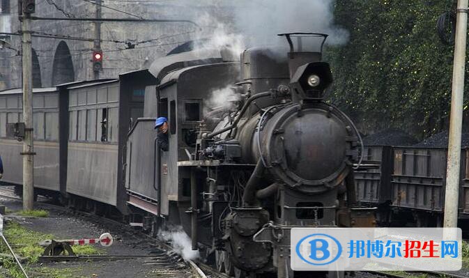 貴陽(yáng)2020年中專鐵路學(xué)校可以考大專嗎