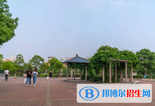新余新興產(chǎn)業(yè)工程學(xué)校怎么樣、好不好