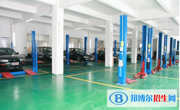 貴陽汽車工業(yè)技術學校2020年招生辦聯系電話