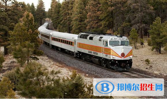 貴陽2020年初中生能學鐵路學校嗎