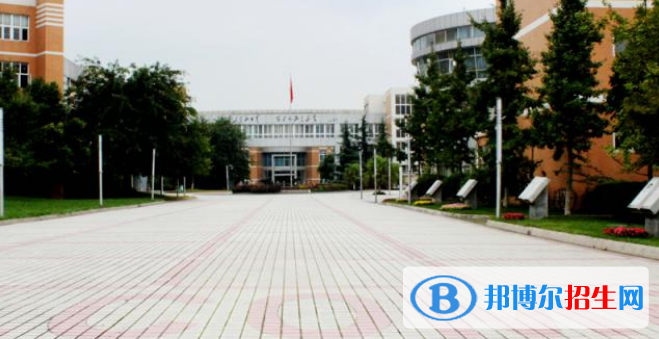 成都七中實驗學(xué)校國際部