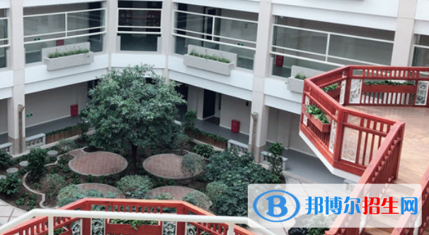 北京明誠外國語學校高中部