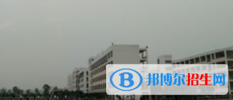 柳州鹿寨職業(yè)教育中心2020年報名條件、招生要求、招生對象