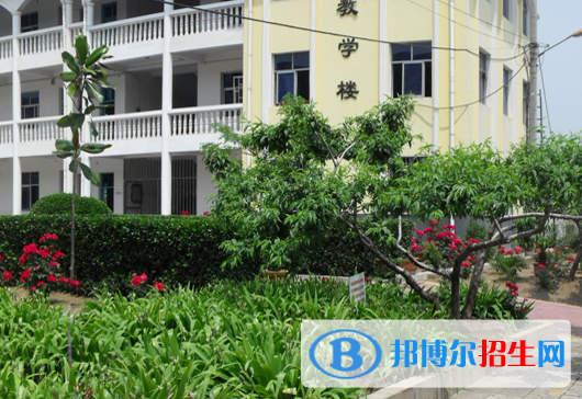 鄭州外資企業(yè)管理中等專業(yè)學校2020年有哪些專業(yè)
