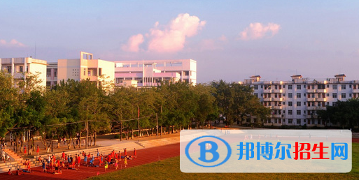 平南中等職業(yè)技術(shù)學校2020年宿舍條件