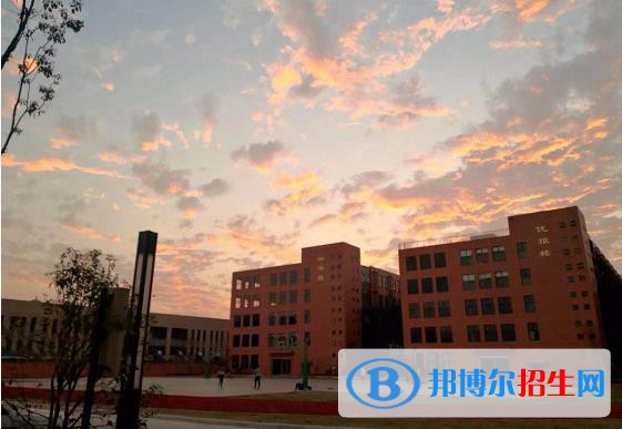寧波東坤職業(yè)高級中學2020年招生辦聯(lián)系電話