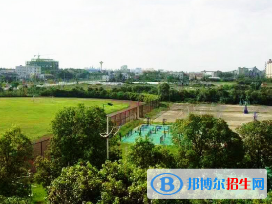 南昌2020年去讀鐵路學(xué)校學(xué)什么對以后好一點(diǎn)