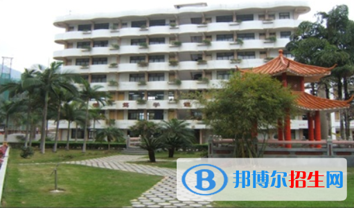 肇慶工業(yè)貿(mào)易學校怎么樣、好不好