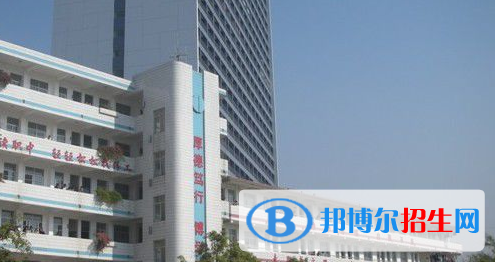 南寧2020年讀鐵路學校一年要多少錢