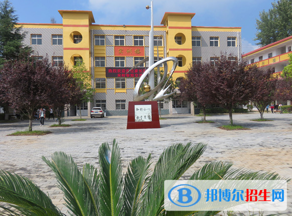 潁上信息工程學(xué)校2020年有哪些專(zhuān)業(yè)
