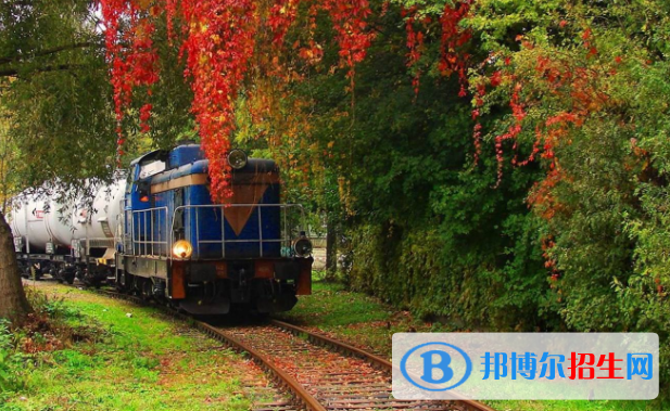 武漢2020年鐵路學校畢業(yè)是什么文憑