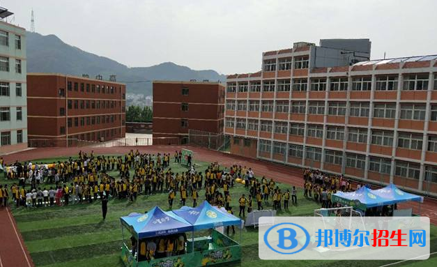 煙臺(tái)外國語實(shí)驗(yàn)學(xué)校2020年招生辦聯(lián)系電話