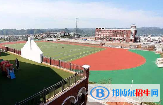 宜昌龍盤湖國(guó)際學(xué)校2020年報(bào)名條件、招生要求、招生對(duì)象
