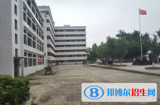 湛江南大理工職業(yè)技術(shù)學(xué)校怎么樣、好不好
