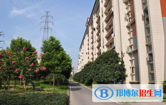 武漢第一中學(xué)國際部2020年報名條件、招生要求、招生對象