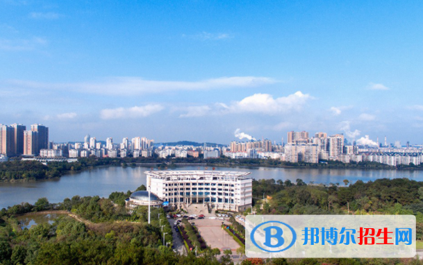 鄂州職業(yè)大學(xué)2020年招生辦聯(lián)系電話