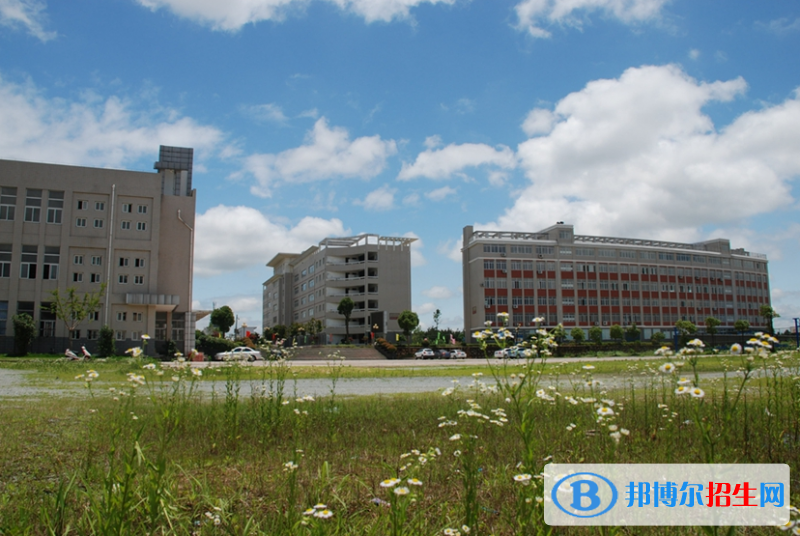 太湖職業(yè)技術(shù)學(xué)校2020年報(bào)名條件、招生要求、招生對(duì)象