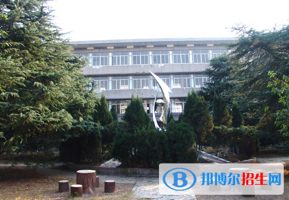 江西農(nóng)業(yè)工程職業(yè)學(xué)院2020年學(xué)費(fèi)、收費(fèi)多少